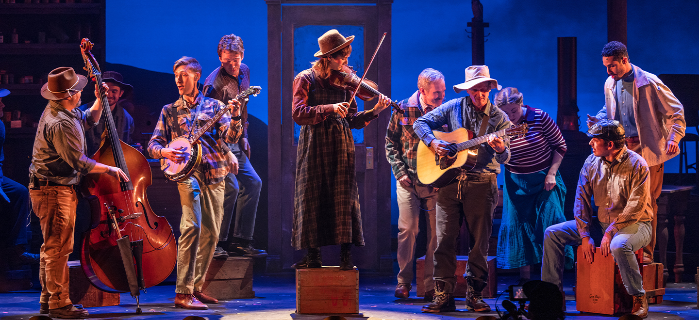 Dolly Parton's Smoky Mountain Christmas Carol
