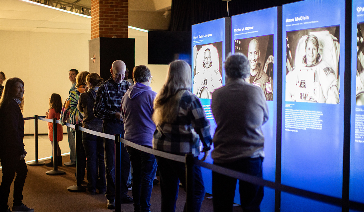 Space Explorers: THE INFINITE Museum Exhibit